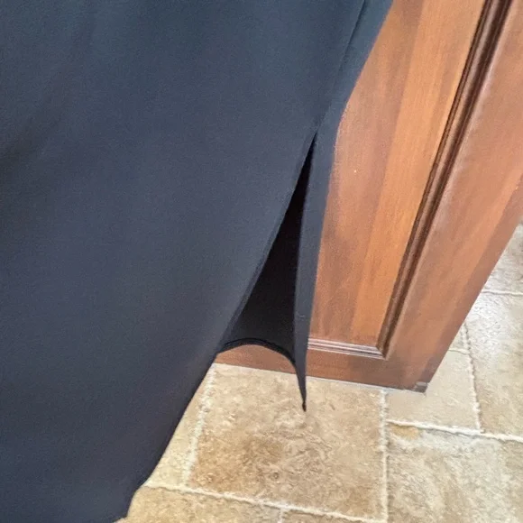 SPANX Air Essentials Maxi Dress - Picture 9 of 11